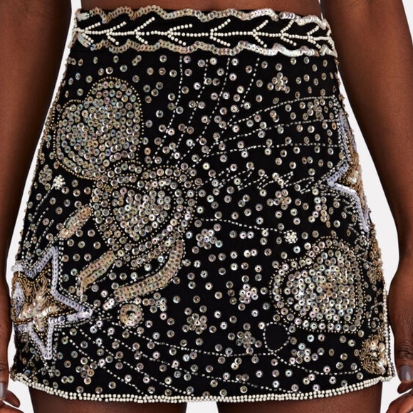 LoveShackFancy x Free People Lani Star Heart Embellished 6 / Sm Black MidRise - Picture 7 of 17